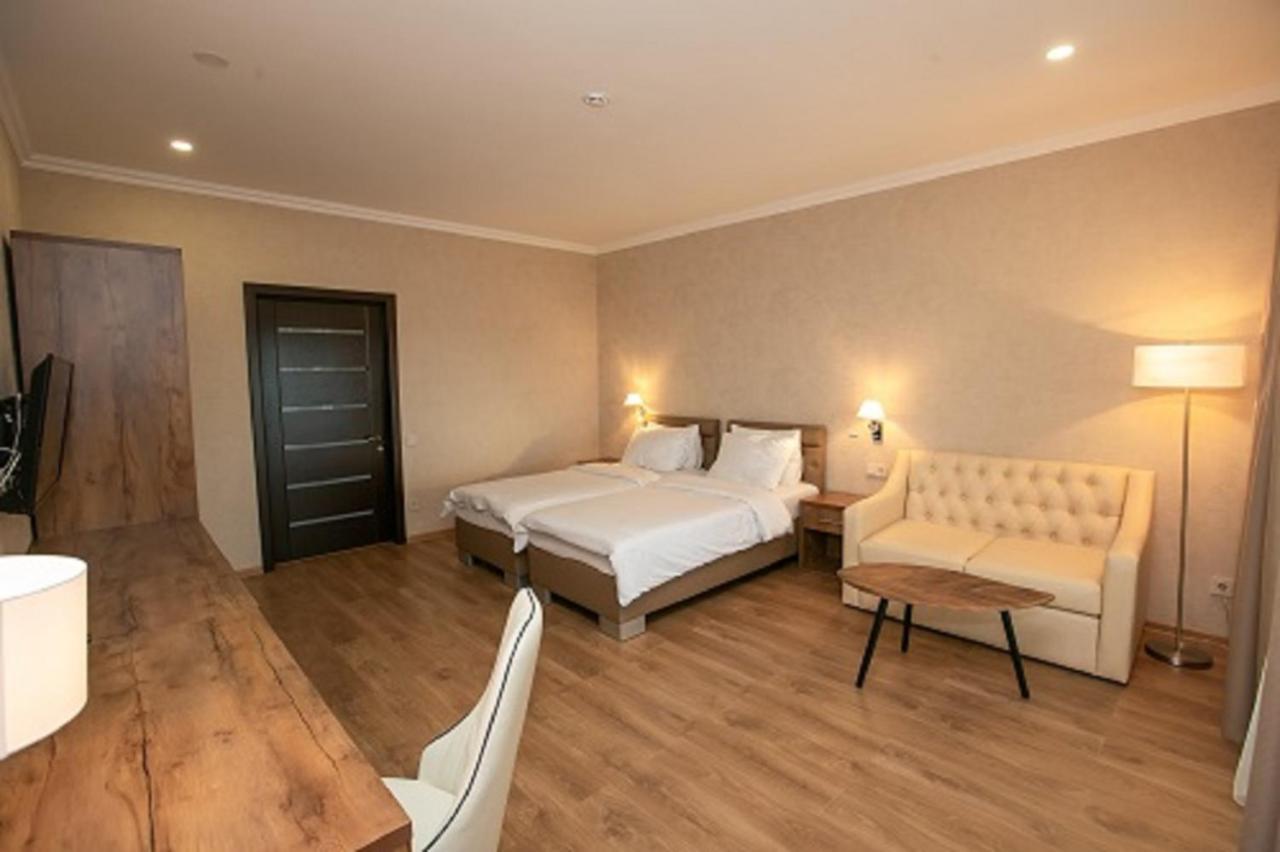 Amza Park Hotel Gagra Exterior photo