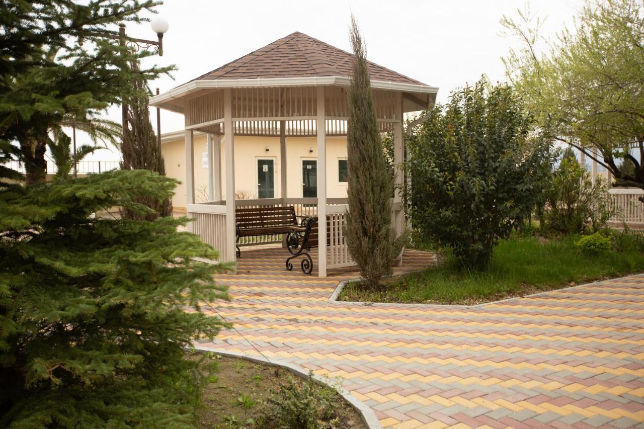 Amza Park Hotel Gagra Exterior photo